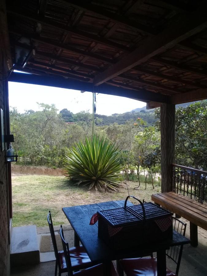 小木屋城市卡麦尔旅馆 São Tomé das Letras 外观 照片