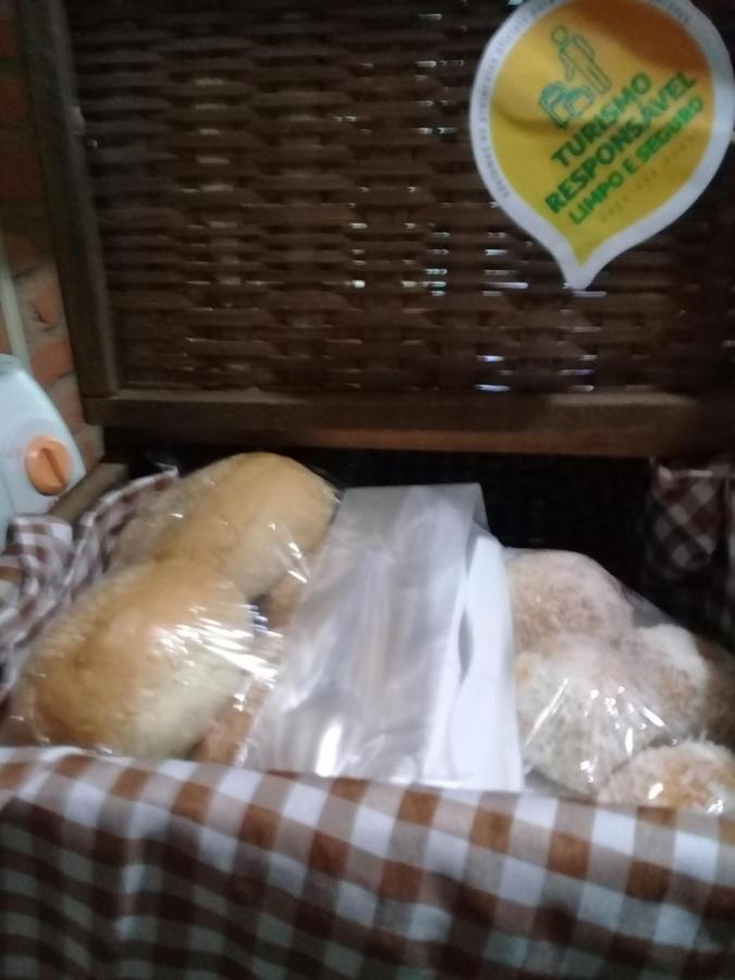 小木屋城市卡麦尔旅馆 São Tomé das Letras 外观 照片