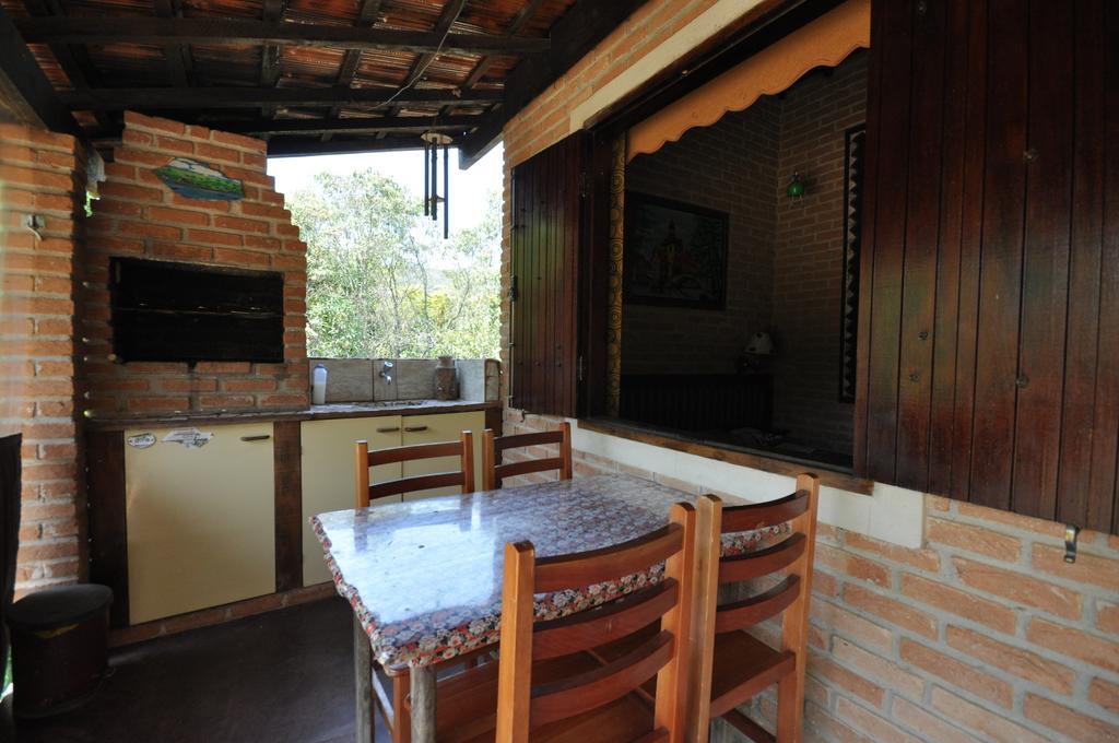 小木屋城市卡麦尔旅馆 São Tomé das Letras 外观 照片