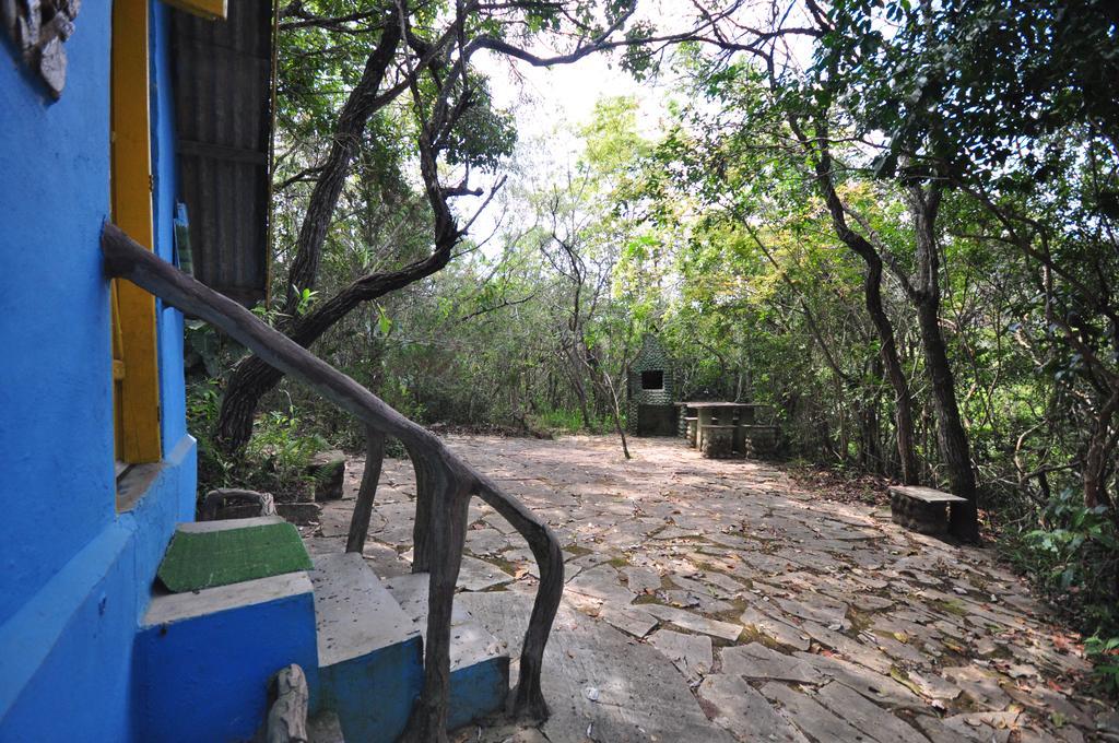 小木屋城市卡麦尔旅馆 São Tomé das Letras 外观 照片